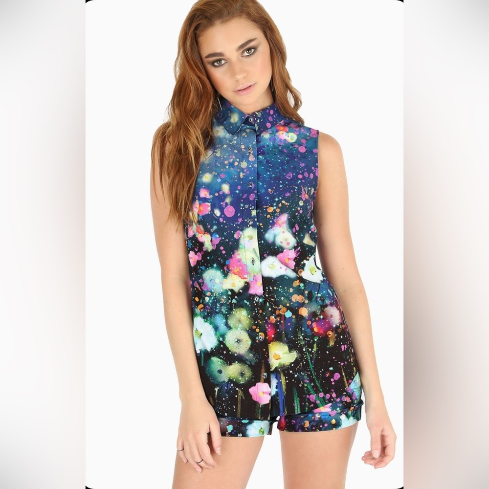 Blackmilk Dreaming in Twilight Watercolours medium EUC business time shirt